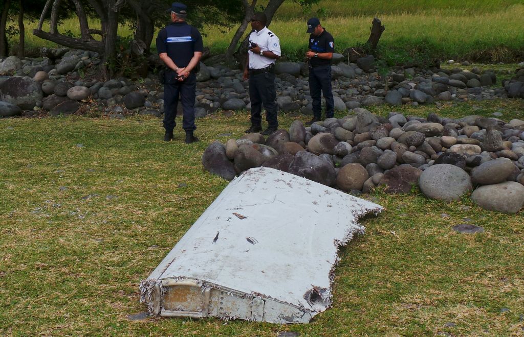 Potrjeno: naplavljeni deli pripadajo izginulemu MH370