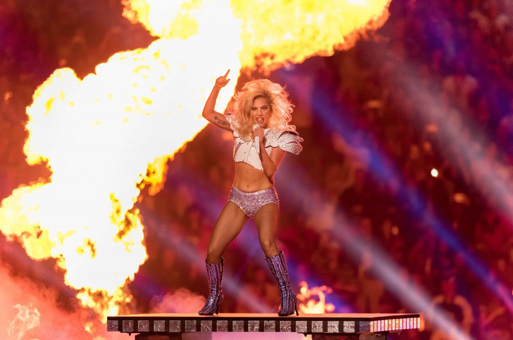 Na superbowlu najbolj blestela Lady Gaga