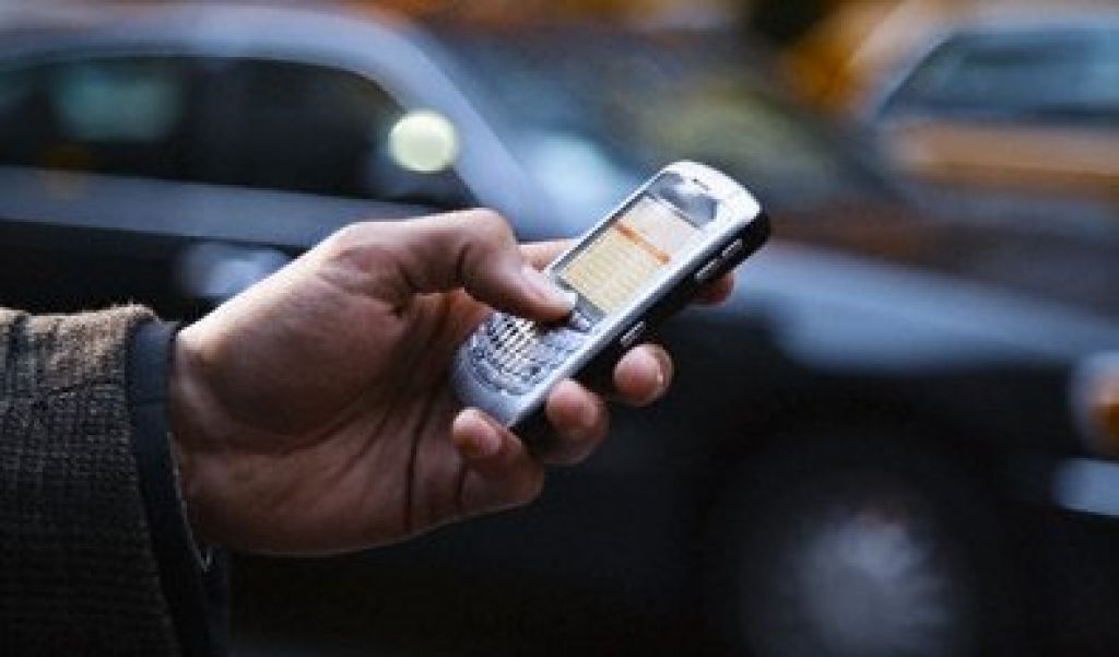 Nadležna SMS-sporočila: nadlegovalcev ne kličite nazaj
