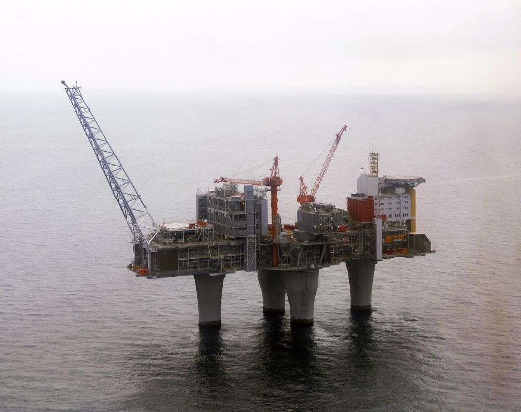 Več kot 50 svetovnih naftnih podjetij v Jadranu išče nafto