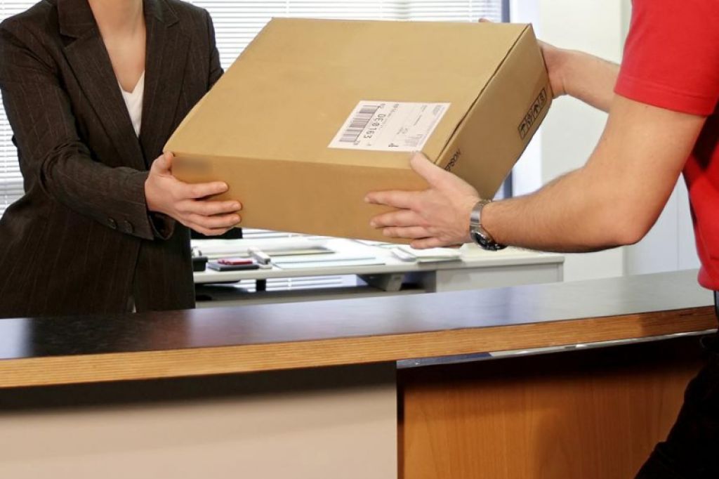 Srečnež: Amazon mu je pomotoma poslal 46 paketov