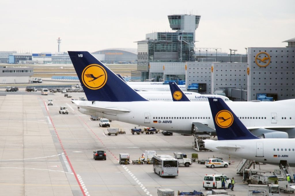 VIDEO: Panika v Frankfurtu, del letališča evakuirali