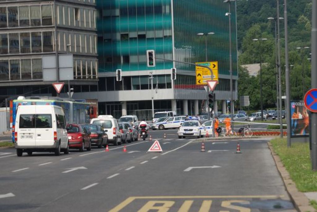 Zamolčana nesreča v Ljubljani: motorist umrl