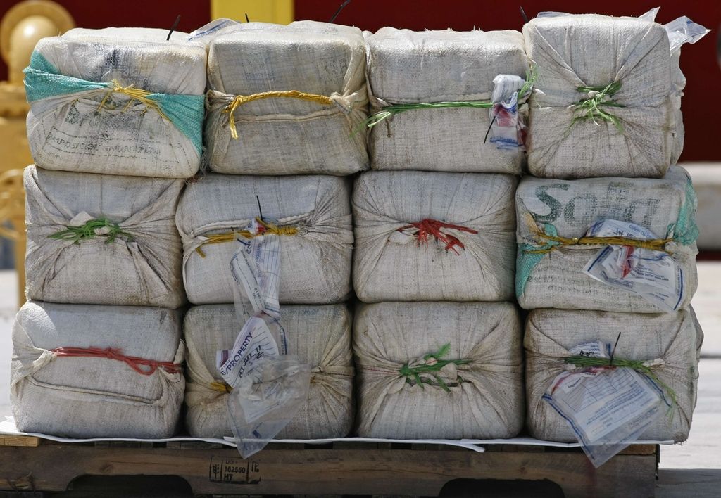 V zabojnikih zasegli 100 kilogramov kokaina