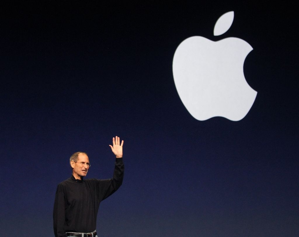 Steve Jobs odstopil kot prvi mož Appla