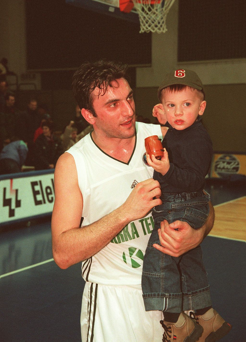 FOTO: Luka Dončić uspeh proslavil z očetom
