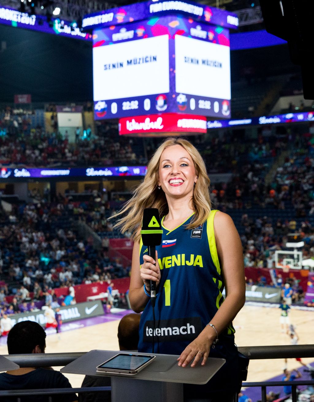 FOTO: Prva dama slovenske košarke