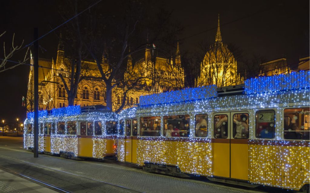 Adventni vlak pelje tudi v Budimpešto