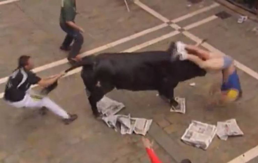 VIDEO: Koliko ljudi so letos nasadili ponoreli biki?