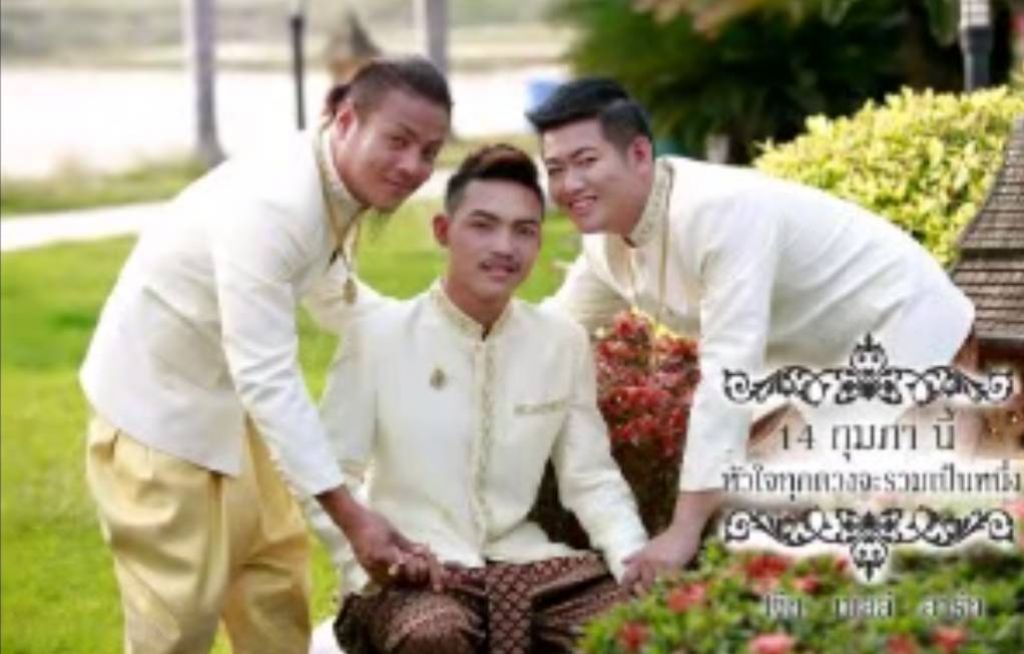 FOTO: Poroka v troje: na Tajskem so se poročili trije moški