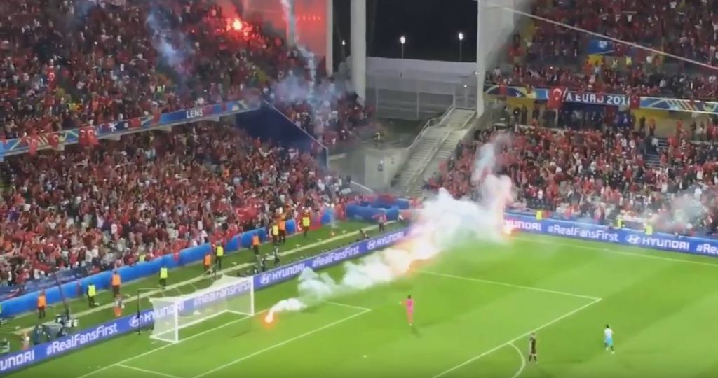 VIDEO: Tako so turški navijači proslavili gol