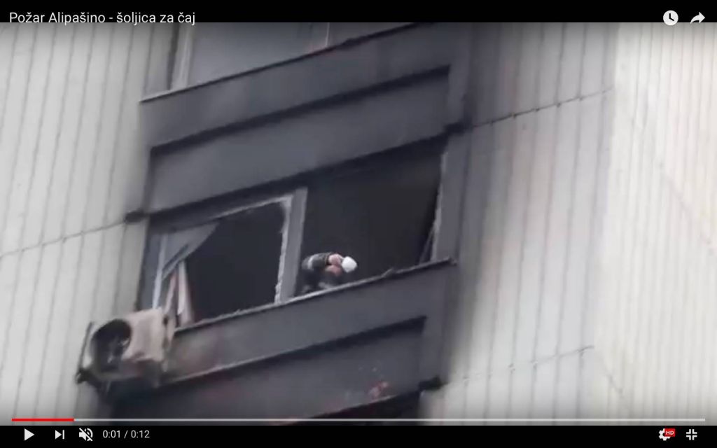 VIDEO: Dva umrla v požaru v bloku: gasili s kavno skodelico