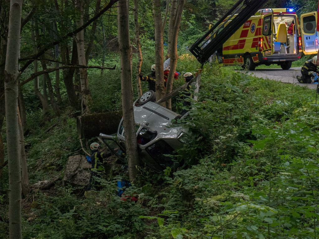 FOTO: Bralec s kraja nesreče: Usoda voznika ni znana